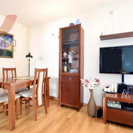 Miedzy Jeziorami Zolta 10a Apartment *